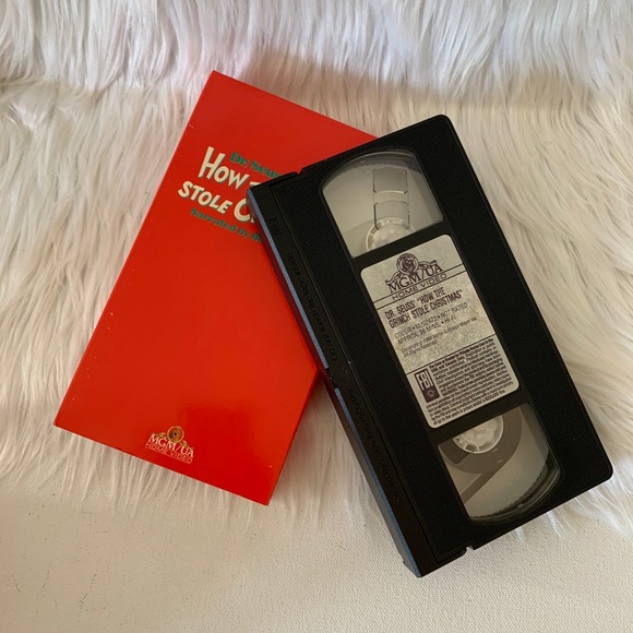 Vintage 1991 MGM UA VHS Christmas Movie Collection - Picture 4 of 5